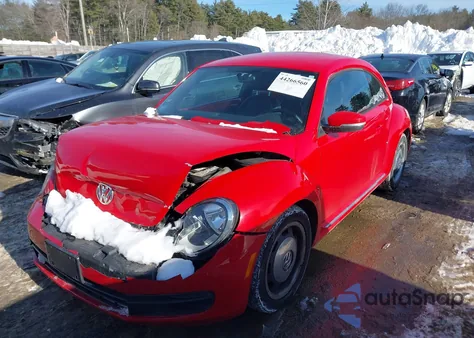 2012 Volkswagen Beetle 2.5L z USA, uszkodzony, nr VIN 3VWJP7AT9CM601746